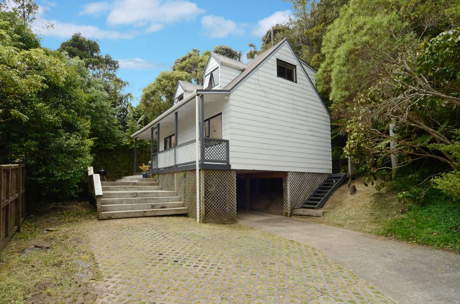 30A Simon Ellice Drive, Glenfield, North Shore City Real Estate Ray