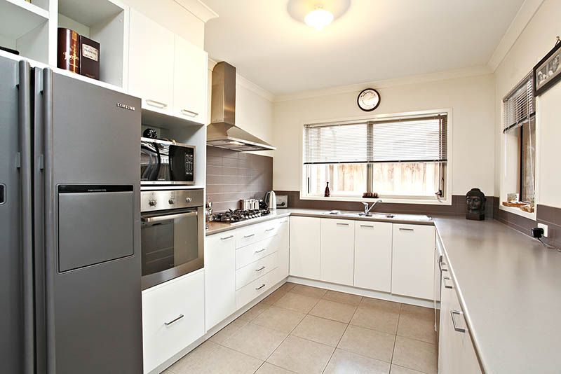 15 St Johns Court, SOUTH MORANG, VIC 3752