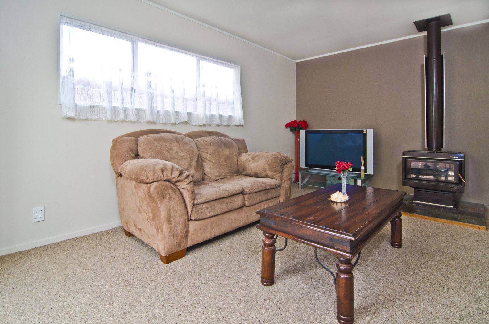 2/73 Ferndale Road, Mt Wellington, Auckland City
