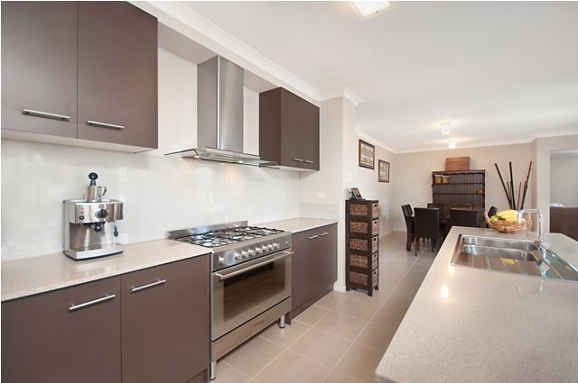 20 Thackery Drive, WARRNAMBOOL, VIC 3280