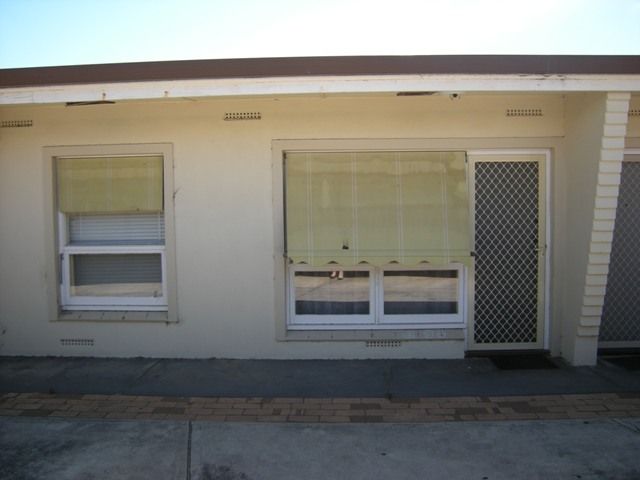 2/4 Barry Street, HENLEY BEACH, SA 5022