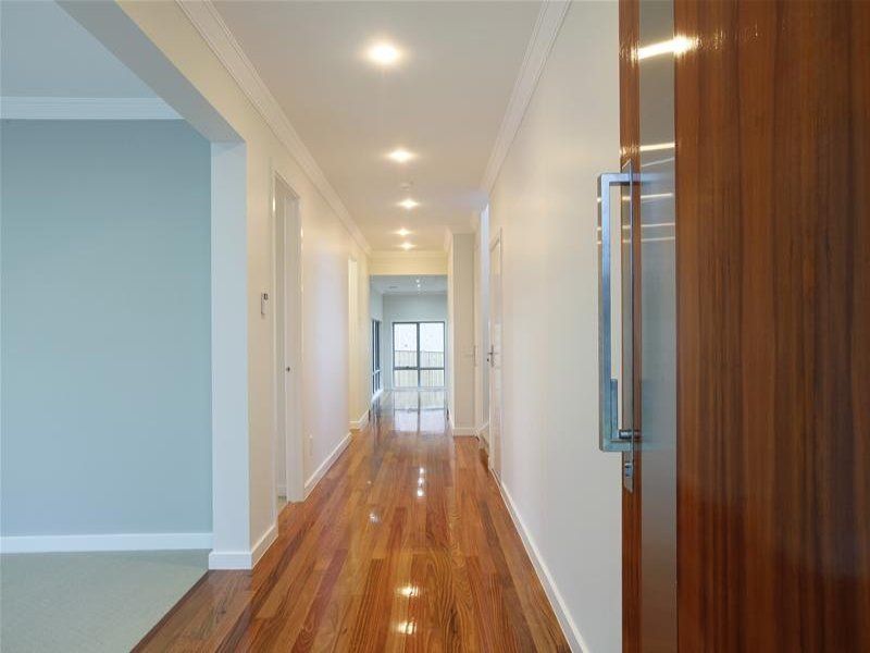 9 Queens Gardens, BUNDOORA, VIC 3083