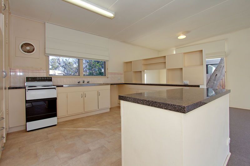 25A Grenville Grove, ROSEBUD, VIC 3939