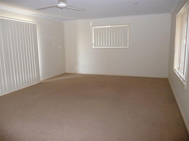 18 MAGELLAN, URRAWEEN, QLD 4655