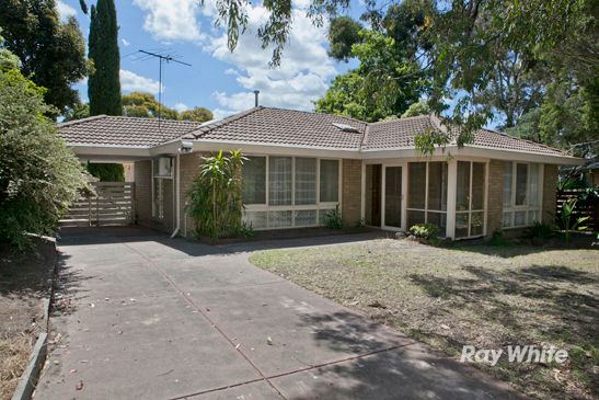 9 Catherine Court, LANGWARRIN VIC 3910