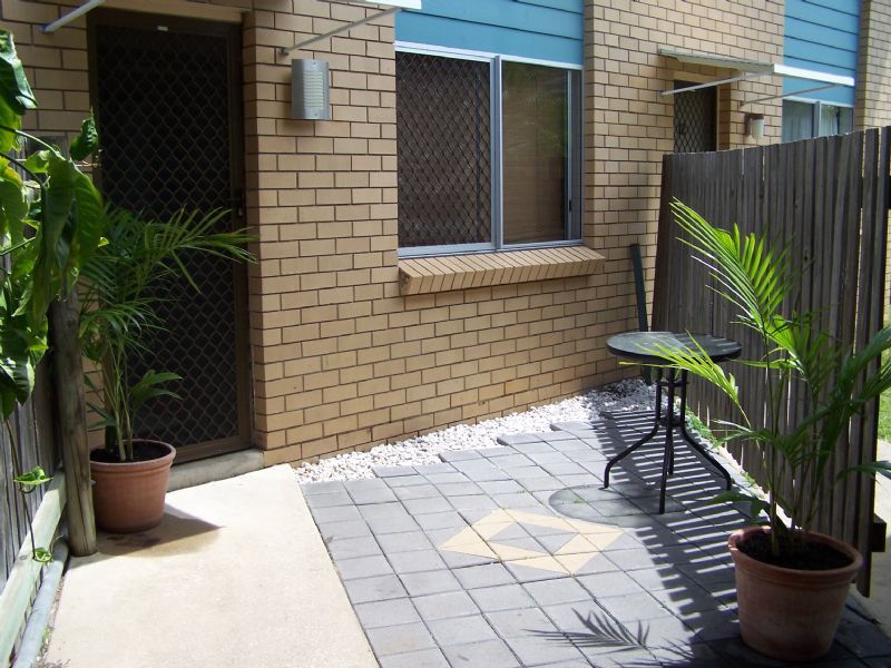 16 McCann Street, GLADSTONE QLD 4680
