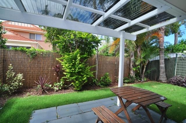 12 433 Pine Ridge Road, RUNAWAY BAY QLD 4216