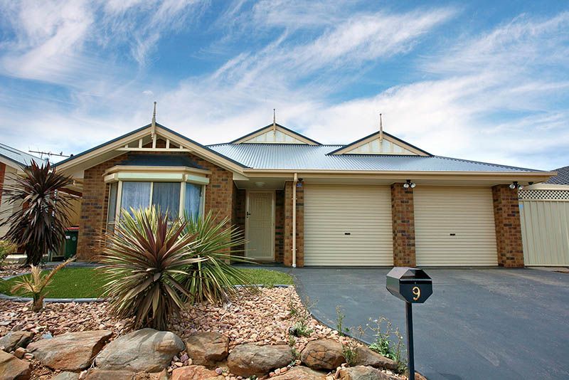 9 Navigator Parade, SMITHFIELD SA 5114