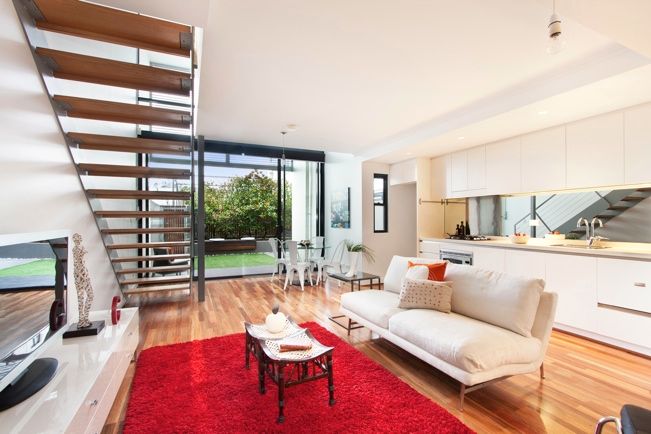 8 Eve Street, ERSKINEVILLE NSW 2043