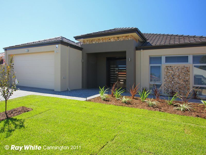 5 Tulip Way, EAST CANNINGTON WA 6107
