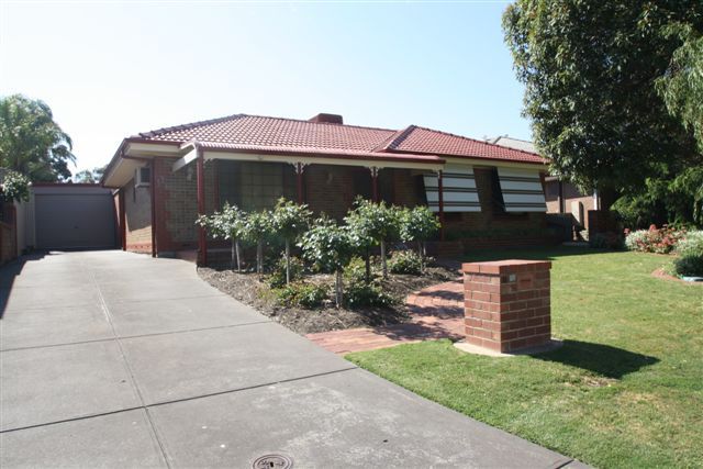 11  Redwood Avenue, REDWOOD PARK SA 5097