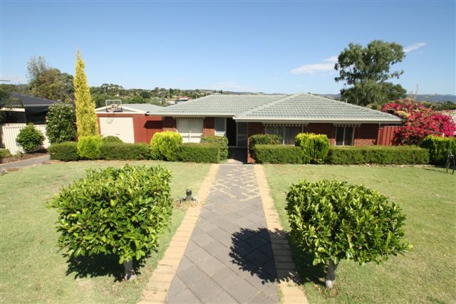 27  Palomino Parade, WYNN VALE SA 5127
