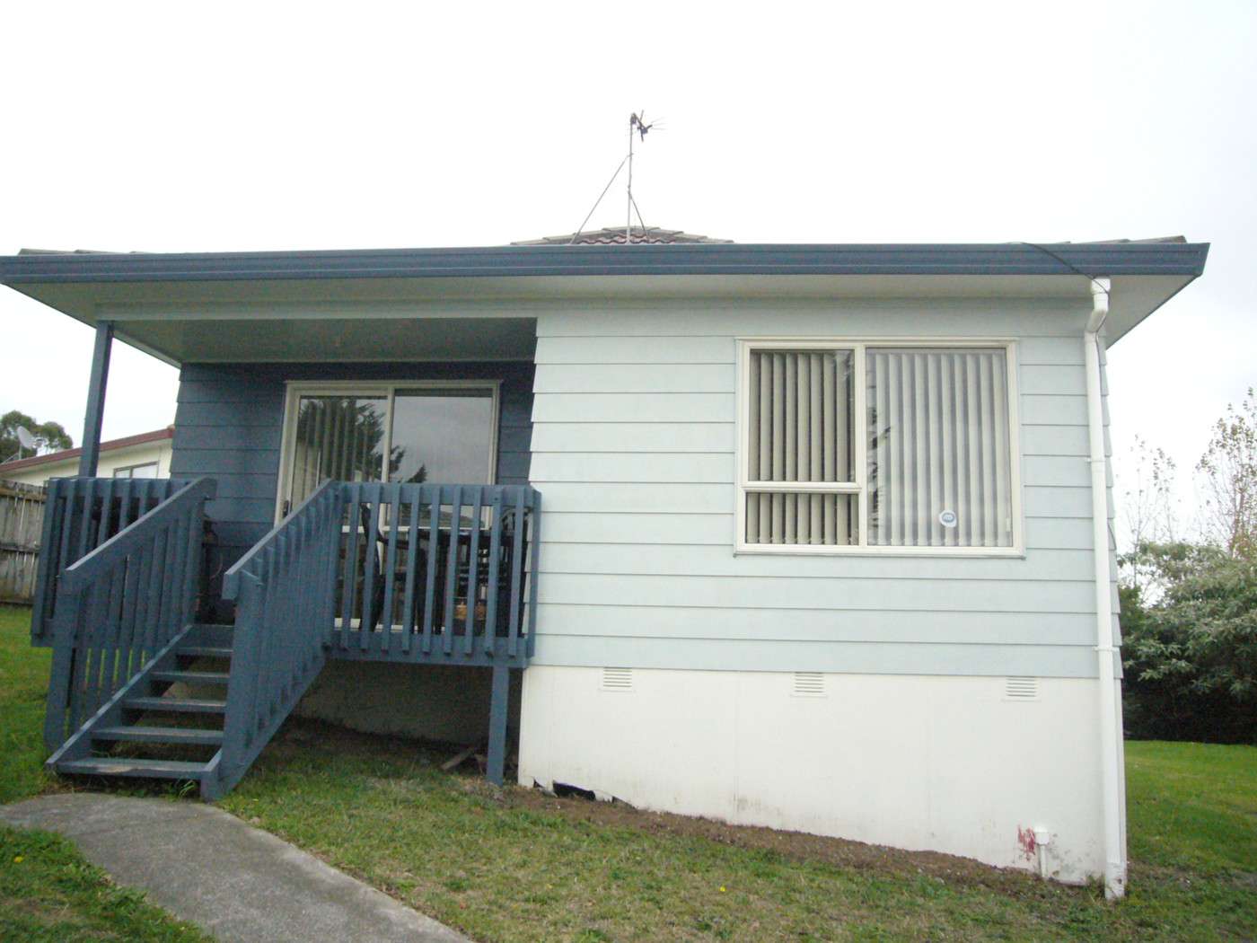 42 Belinda Avenue photo 0