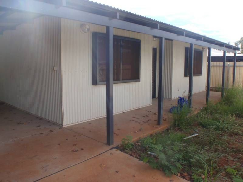 4 Reynolds Place, SOUTH HEDLAND WA 6722