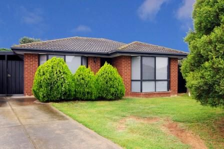 5 St Lawrence Close, WERRIBEE VIC 3030