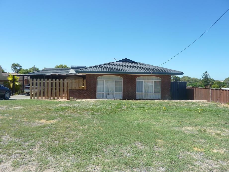 12 Hutt Court, TWO ROCKS WA 6037