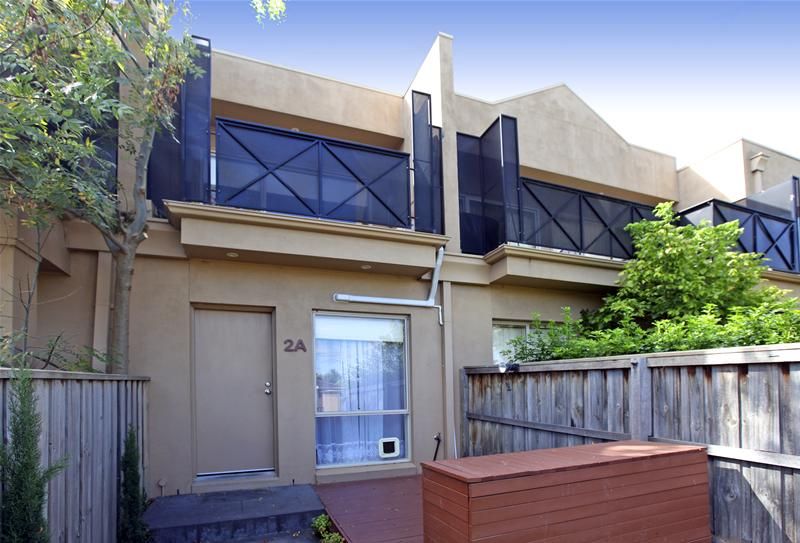 2A Warrawee Drive, BUNDOORA VIC 3083