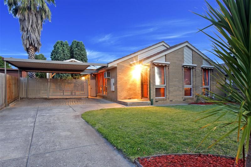 35 Freeman Crescent, MILL PARK VIC 3082