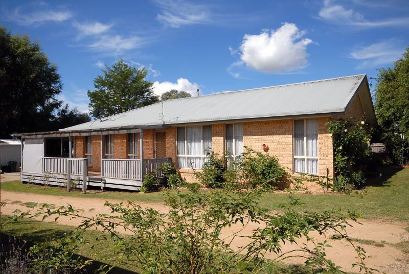 64 Cowper Street, BRAIDWOOD NSW 2622