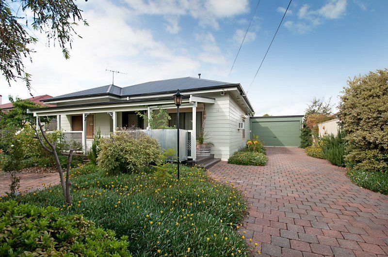 19 Robert Avenue, BROADVIEW SA 5083