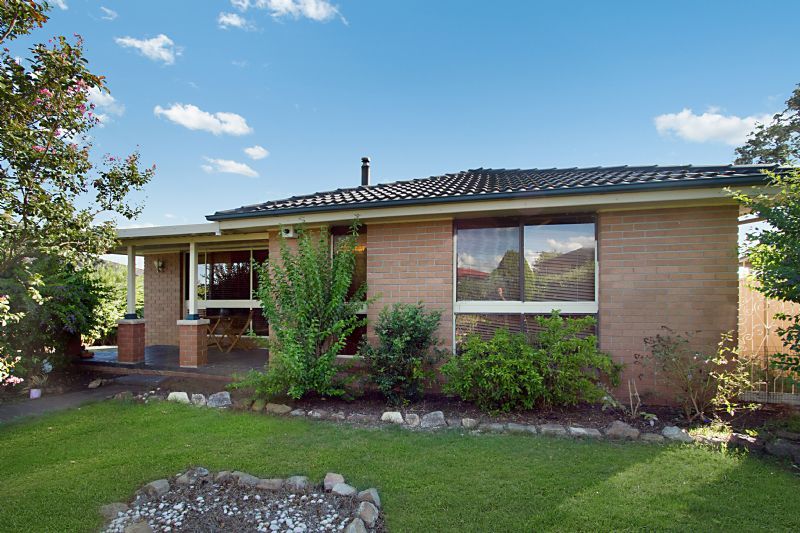 27 Clayton Crescent, RUTHERFORD NSW 2320