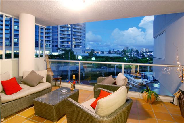 78 Cairns Street, KANGAROO POINT QLD 4169