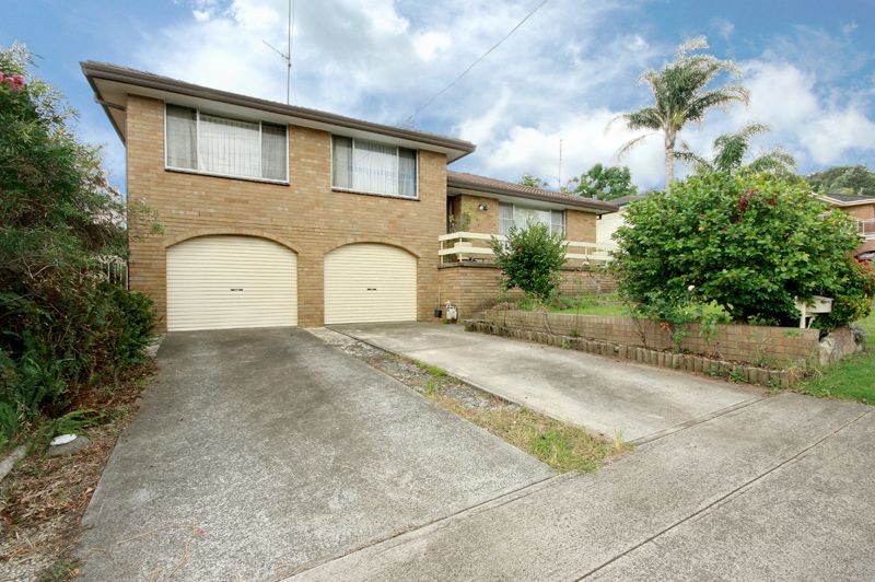 12 Mackenzie Avenue, MOUNT WARRIGAL NSW 2528