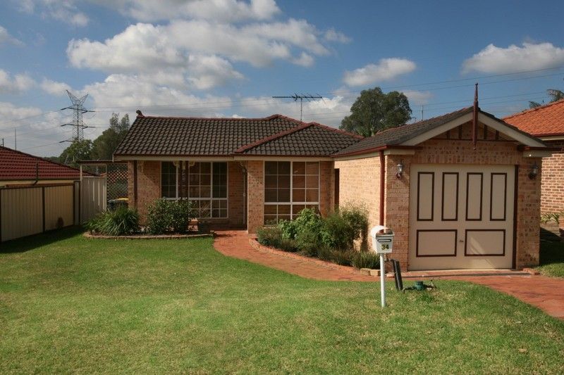 34 Candlebark Circuit, GLENMORE PARK NSW 2745