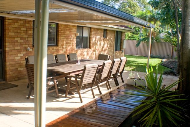 84 Ironbark Street, ELANORA QLD 4221