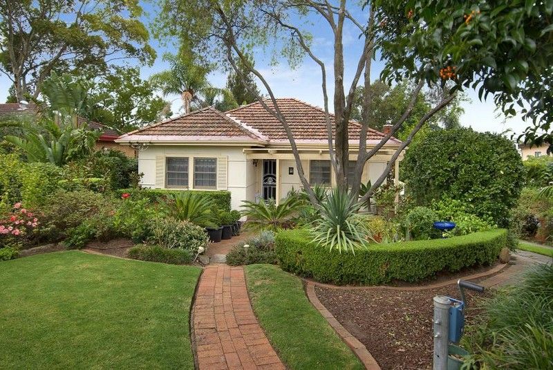 24 Aiken Road, WEST PENNANT HILLS NSW 2125