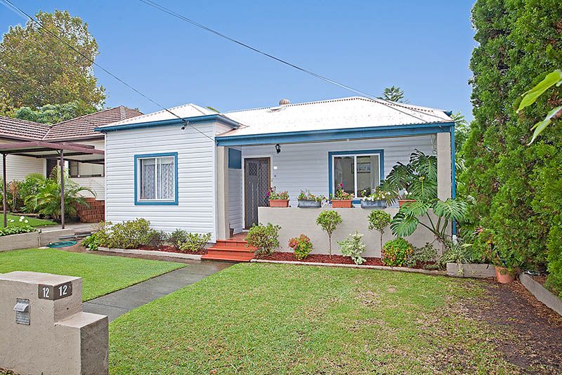 12 Myall Street, OATLEY NSW 2223