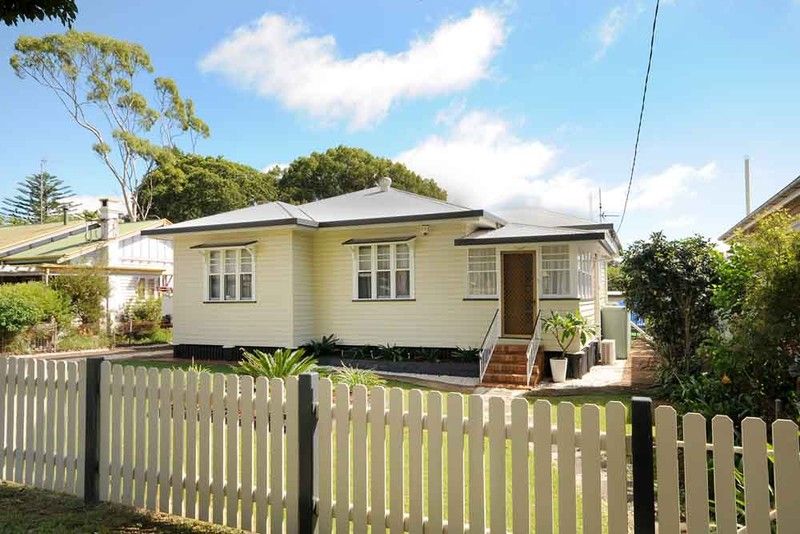 3 Ascot Street, NEWTOWN QLD 4350