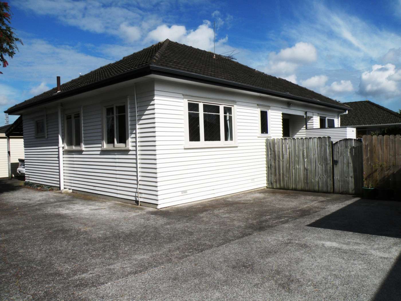 2/56 Pakuranga Road photo 0