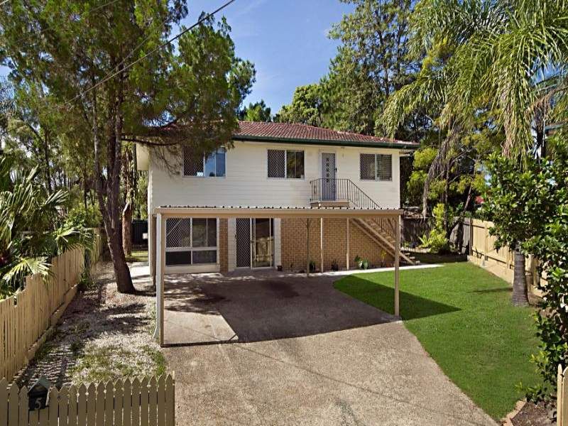 5 Wilga Street, CRESTMEAD QLD 4132
