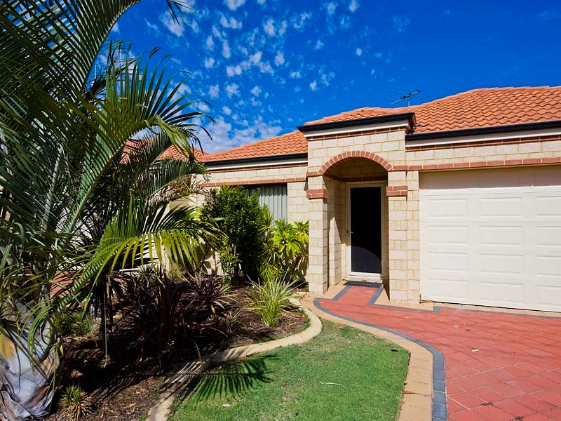 18 Koorooda Road, NOLLAMARA WA 6061