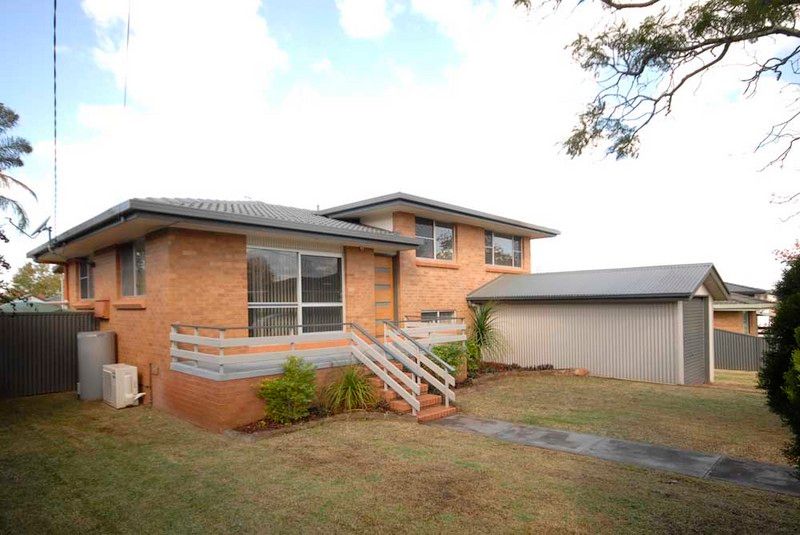 6 Raelyn Street, Centenary Heights QLD 4350
