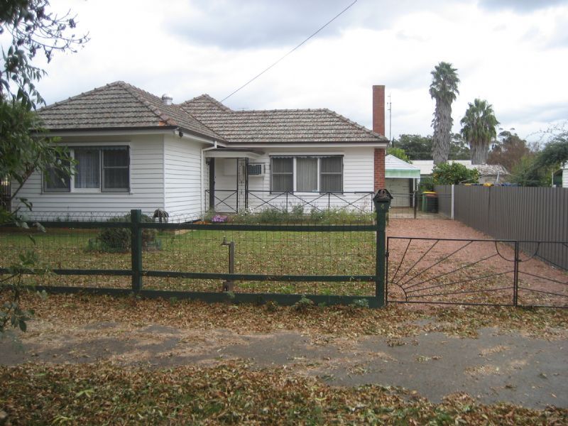 4 Campaspe Street, ROCHESTER VIC 3561