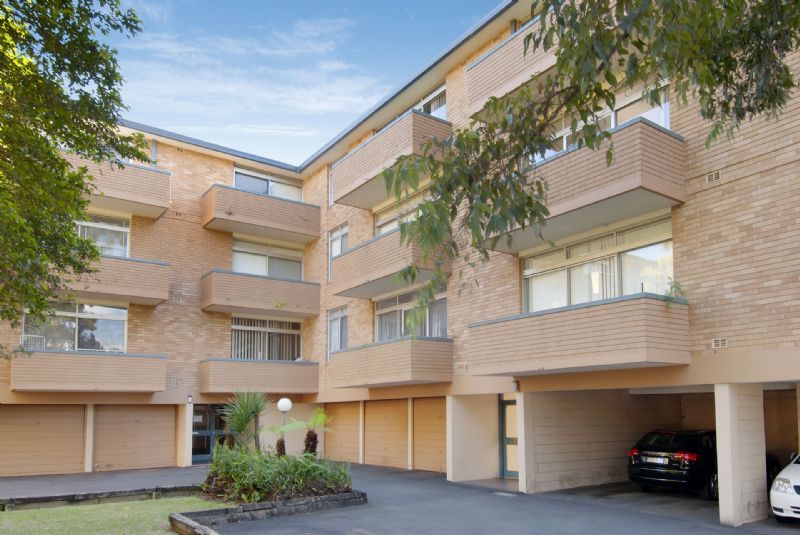 4-6 Park Avenue, WESTMEAD NSW 2145