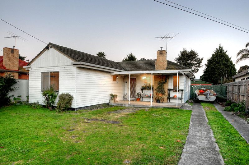 38  Ella Grove, CHELSEA VIC 3196