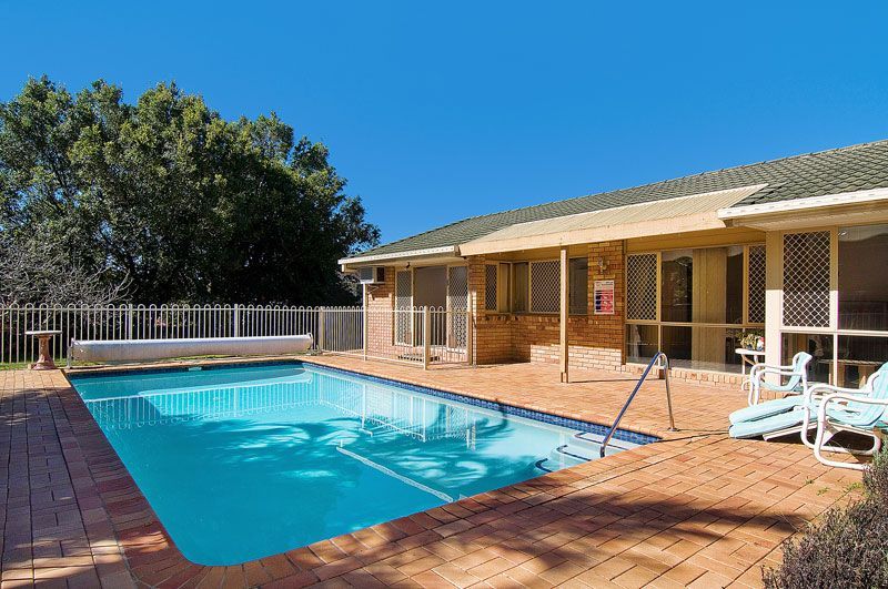 9 Parkwood Place, MIDDLE PARK QLD 4074