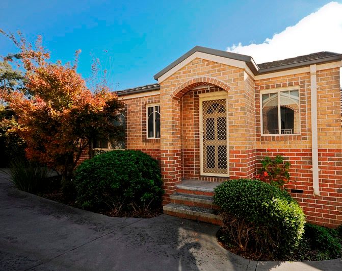 15 Cambridge Road, MOOROOLBARK VIC 3138