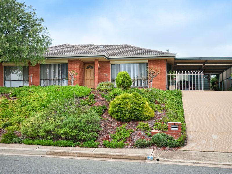 2 Taeping Street, HALLETT COVE SA 5158