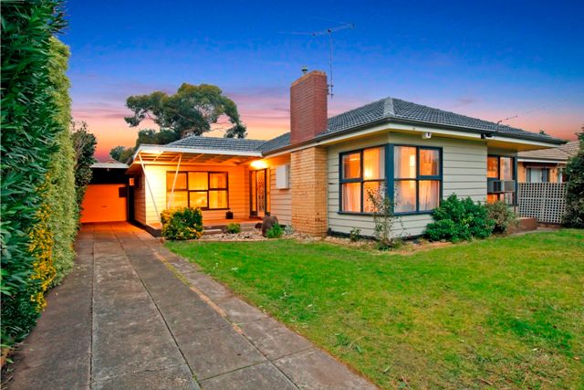 6 Lucille Avenue, RESERVOIR VIC 3073