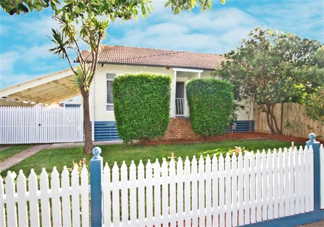 10 Wordsworth Avenue, HEIDELBERG HEIGHTS VIC 3081
