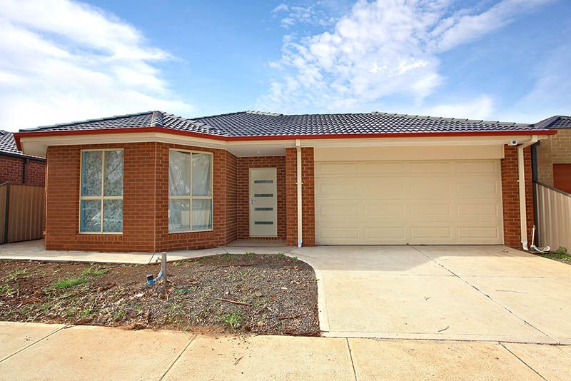 70 Moondani Avenue, ST ALBANS VIC 3021