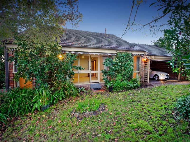 30 Kenmare Street, MONT ALBERT VIC 3127