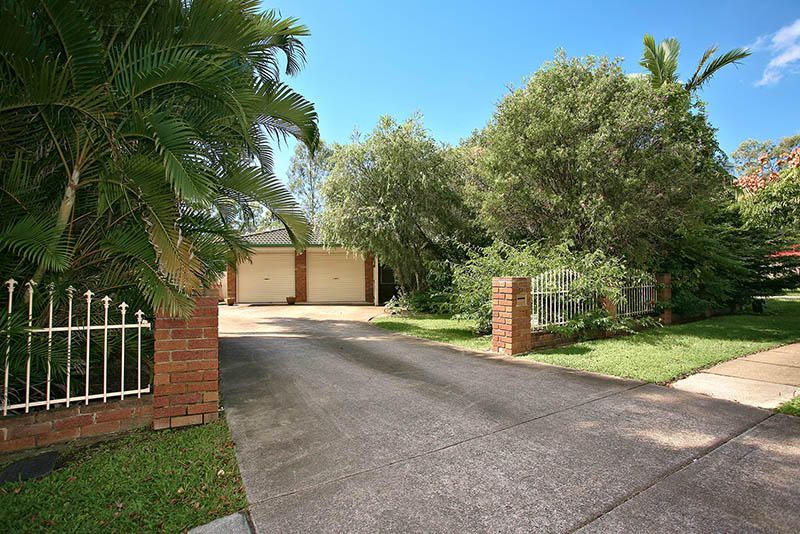 49 Balcara Avenue, CARSELDINE QLD 4034