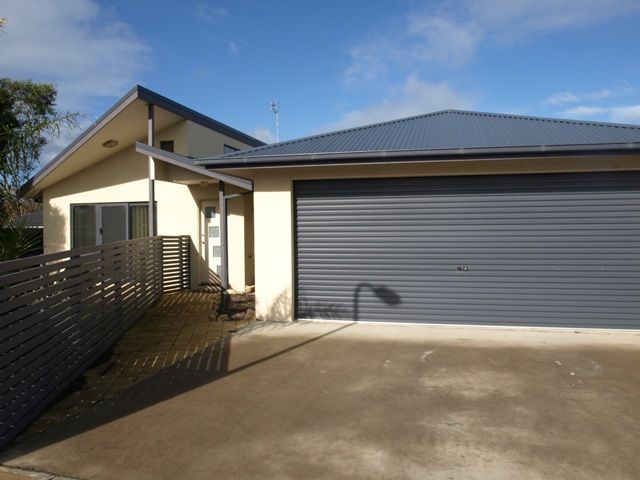 1 Grevillea Close, PORTLAND VIC 3305