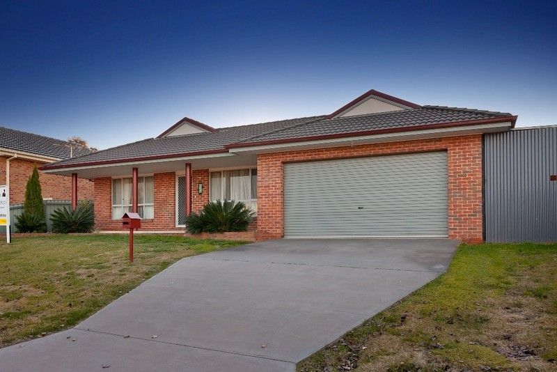 22 Heppner Court, THURGOONA NSW 2640