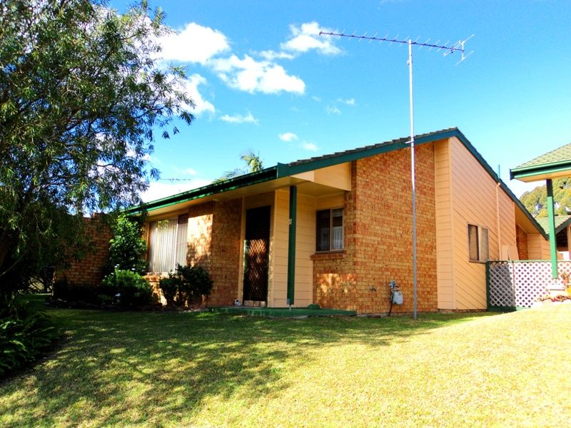 12 Bellbird Close, BARRACK HEIGHTS NSW 2528